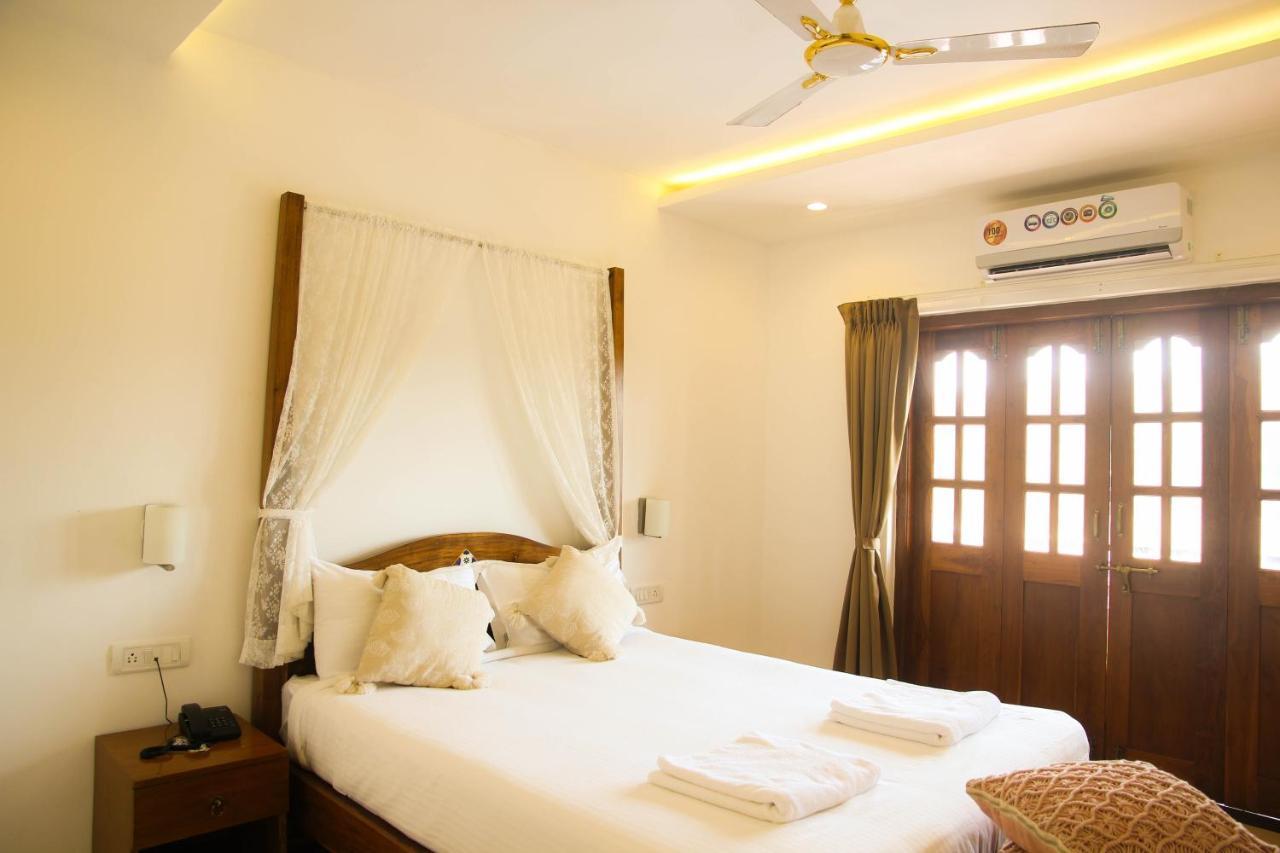 Crystal Serenity Boutique Hotel 3*