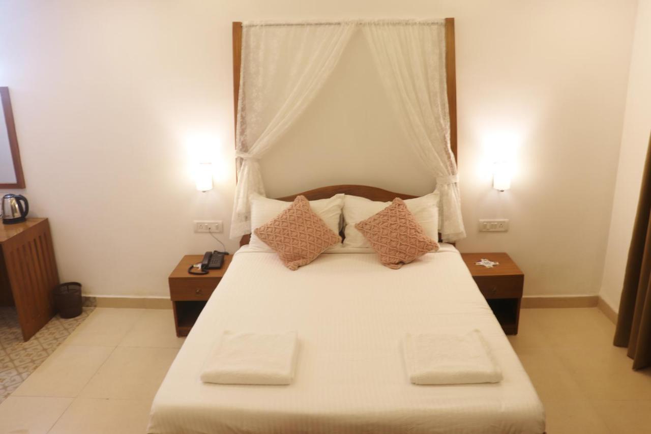 Crystal Serenity Boutique Mandrem
